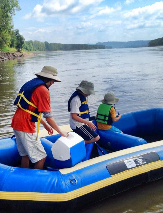 Raft the Missouri River with Missouri River Excursions